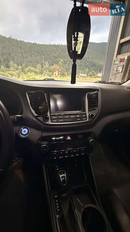 Позашляховик / Кросовер Hyundai Tucson 2016 в Івано-Франківську