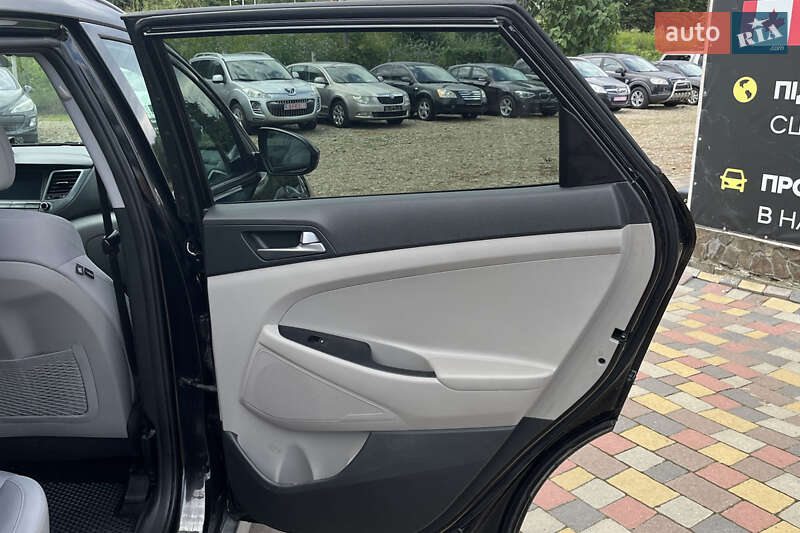 Позашляховик / Кросовер Hyundai Tucson 2017 в Стрию