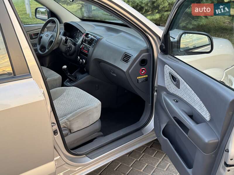 Внедорожник / Кроссовер Hyundai Tucson 2005 в Одессе