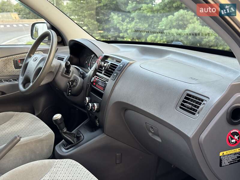 Внедорожник / Кроссовер Hyundai Tucson 2005 в Одессе
