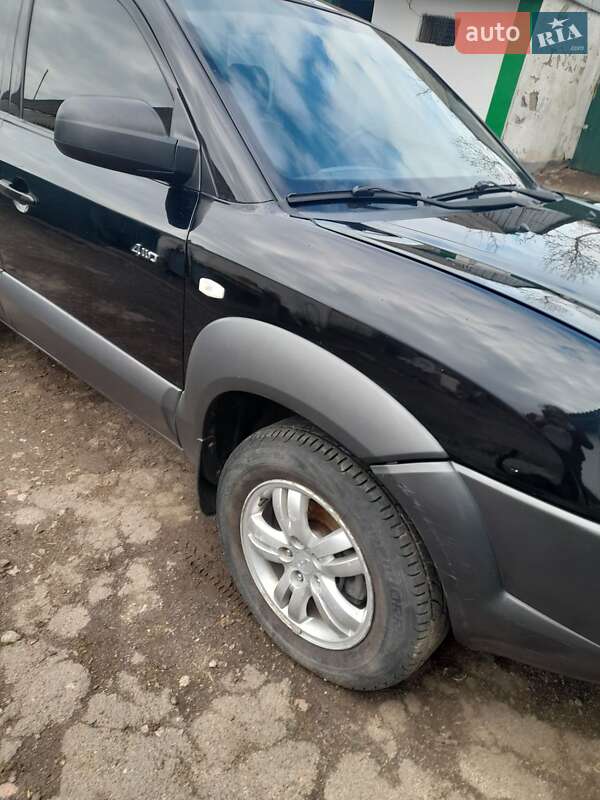 Позашляховик / Кросовер Hyundai Tucson 2008 в Новоархангельську