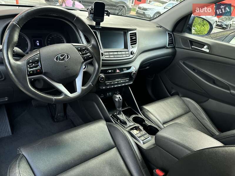 Позашляховик / Кросовер Hyundai Tucson 2017 в Києві