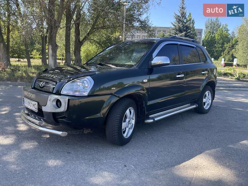 Внедорожник / Кроссовер Hyundai Tucson 2005 в Рогани
