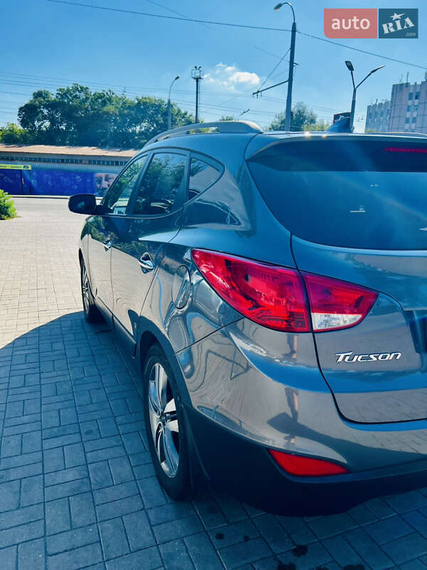 Внедорожник / Кроссовер Hyundai Tucson 2014 в Запорожье