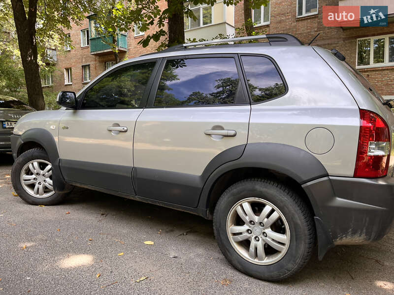 Позашляховик / Кросовер Hyundai Tucson 2007 в Києві