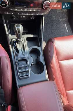 Внедорожник / Кроссовер Hyundai Tucson 2016 в Сваляве