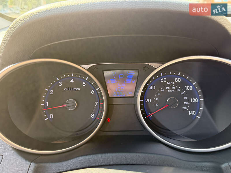 Внедорожник / Кроссовер Hyundai Tucson 2014 в Броварах фото 13 Внедорожник / Кроссовер Hyundai Tucson 2014 в Броварах