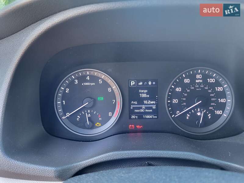 Позашляховик / Кросовер Hyundai Tucson 2016 в Львові