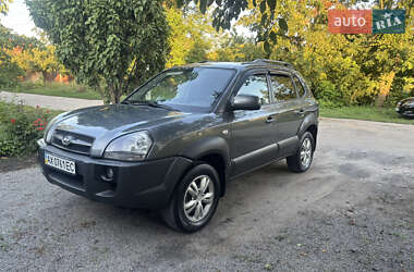 Позашляховик / Кросовер Hyundai Tucson 2011 в Харкові