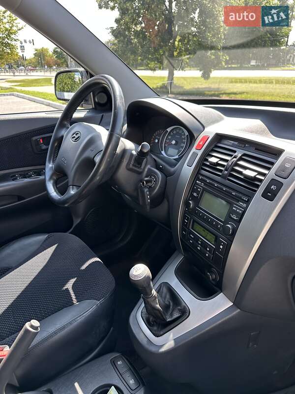 Внедорожник / Кроссовер Hyundai Tucson 2009 в Харькове