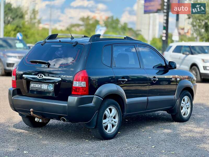 Позашляховик / Кросовер Hyundai Tucson 2007 в Києві