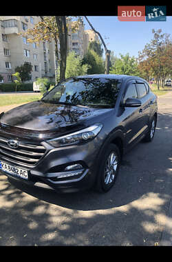 Внедорожник / Кроссовер Hyundai Tucson 2016 в Киеве