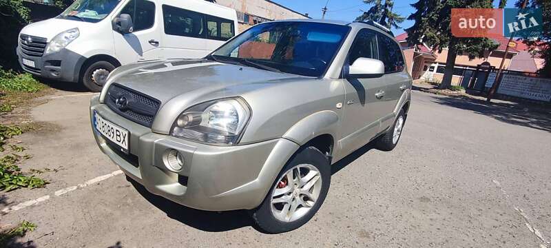Позашляховик / Кросовер Hyundai Tucson 2006 в Ужгороді фото 3 Позашляховик / Кросовер Hyundai Tucson 2006 в Ужгороді