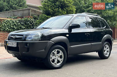 Позашляховик / Кросовер Hyundai Tucson 2009 в Одесі