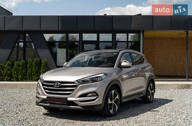 Внедорожник / Кроссовер Hyundai Tucson 2017 в Черновцах