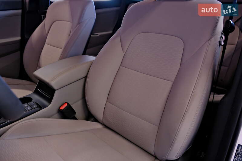 Внедорожник / Кроссовер Hyundai Tucson 2019 в Одессе