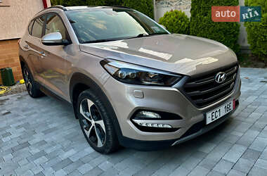 Внедорожник / Кроссовер Hyundai Tucson 2017 в Черновцах