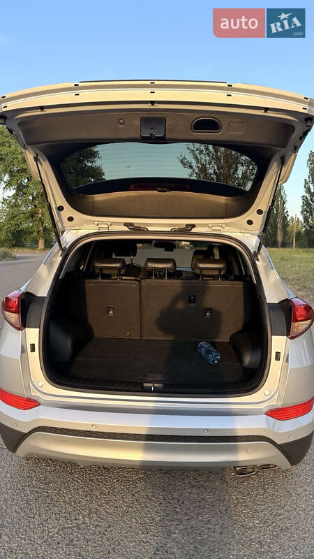 Внедорожник / Кроссовер Hyundai Tucson 2016 в Белгороде-Днестровском