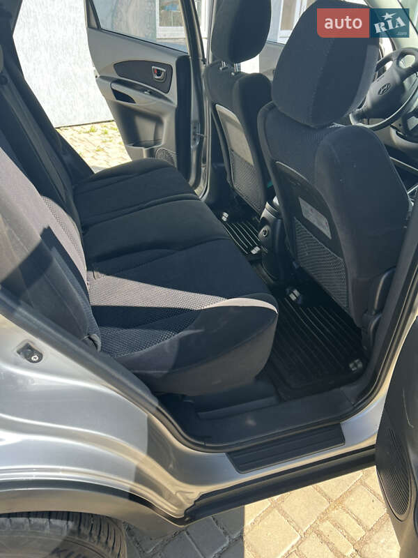 Внедорожник / Кроссовер Hyundai Tucson 2008 в Львове фото 13 Внедорожник / Кроссовер Hyundai Tucson 2008 в Львове