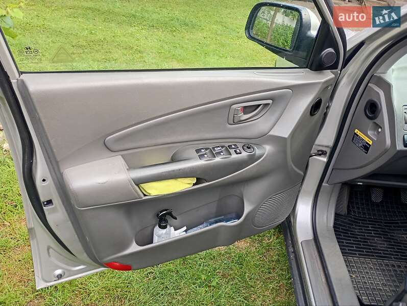 Позашляховик / Кросовер Hyundai Tucson 2005 в Львові