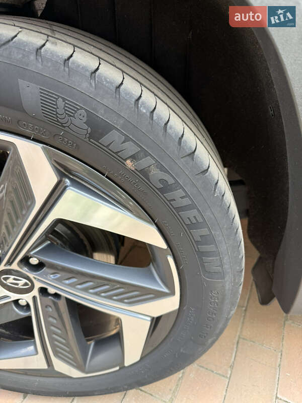 Позашляховик / Кросовер Hyundai Tucson 2021 в Києві