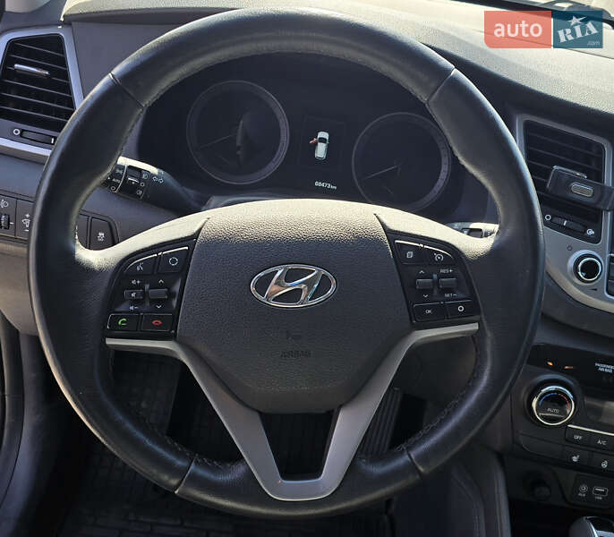 Позашляховик / Кросовер Hyundai Tucson 2016 в Києві