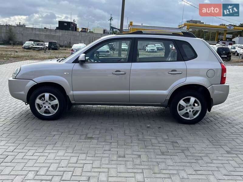Позашляховик / Кросовер Hyundai Tucson 2005 в Рівному фото 8 Позашляховик / Кросовер Hyundai Tucson 2005 в Рівному