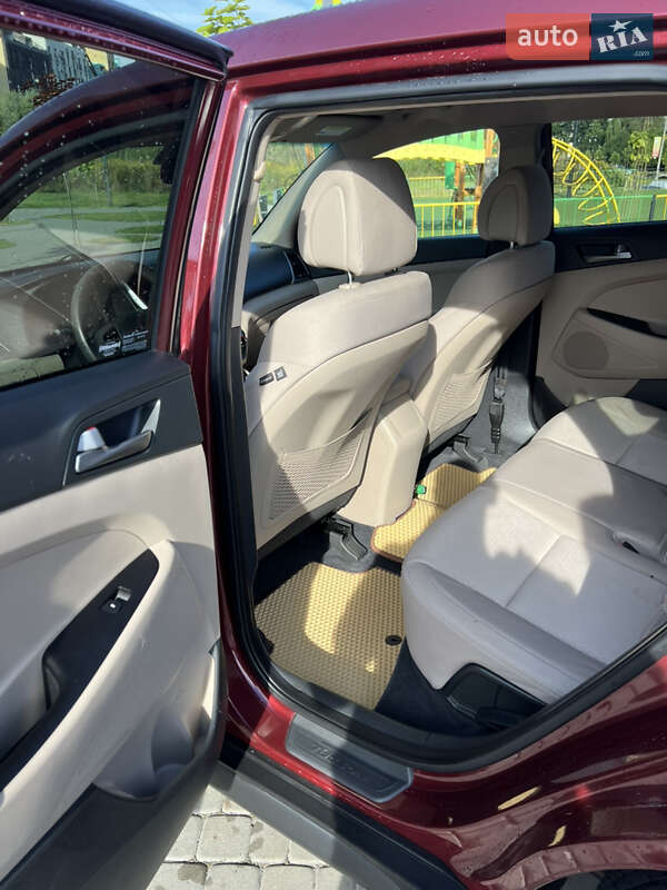 Внедорожник / Кроссовер Hyundai Tucson 2016 в Львове фото 8 Внедорожник / Кроссовер Hyundai Tucson 2016 в Львове