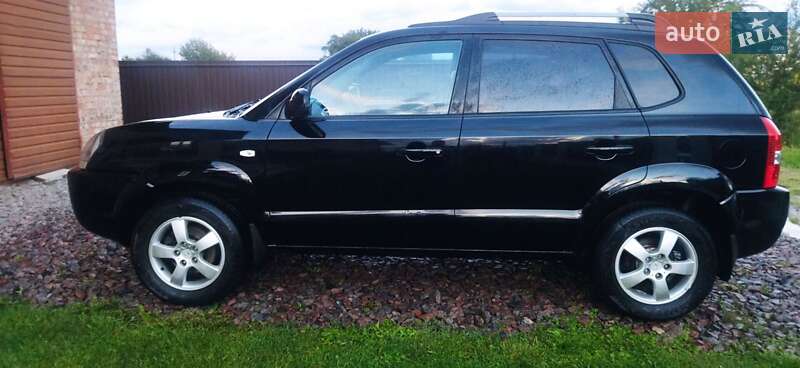 Позашляховик / Кросовер Hyundai Tucson 2006 в Рудки фото 2 Позашляховик / Кросовер Hyundai Tucson 2006 в Рудки