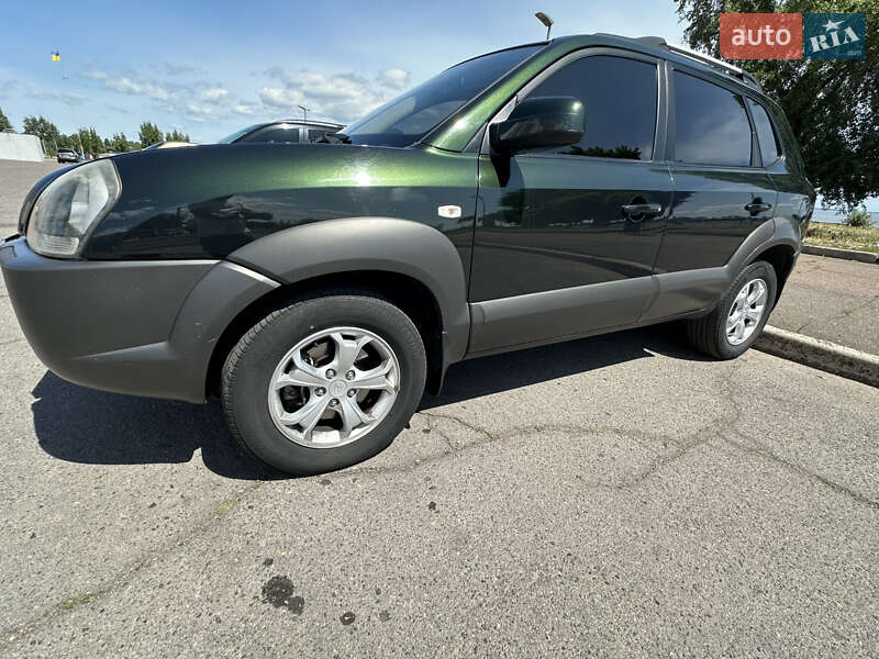 Внедорожник / Кроссовер Hyundai Tucson 2008 в Черкассах фото 2 Внедорожник / Кроссовер Hyundai Tucson 2008 в Черкассах
