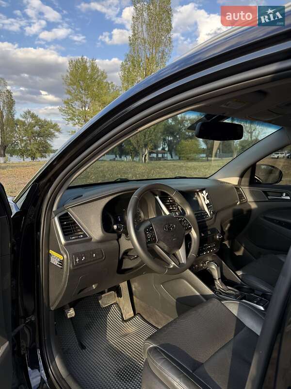 Внедорожник / Кроссовер Hyundai Tucson 2017 в Каменском фото 6 Внедорожник / Кроссовер Hyundai Tucson 2017 в Каменском