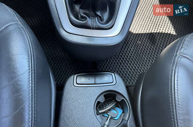 Внедорожник / Кроссовер Hyundai Tucson 2008 в 
