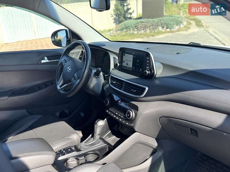 Внедорожник / Кроссовер Hyundai Tucson 2020 в Кременчуге