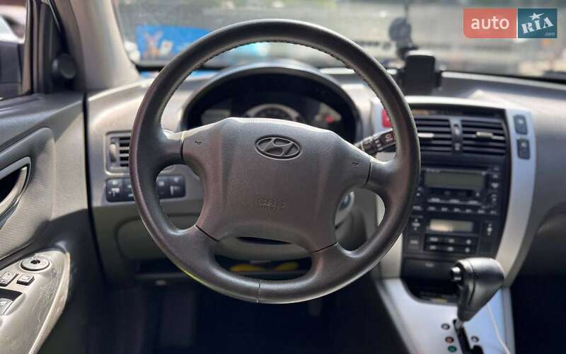 Позашляховик / Кросовер Hyundai Tucson 2006 в Чернівцях