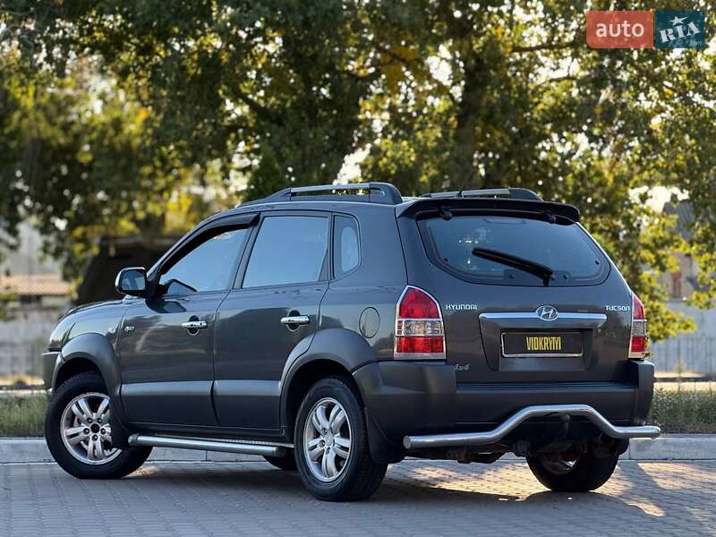 Позашляховик / Кросовер Hyundai Tucson 2007 в Києві