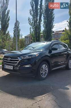 Позашляховик / Кросовер Hyundai Tucson 2016 в Миколаєві