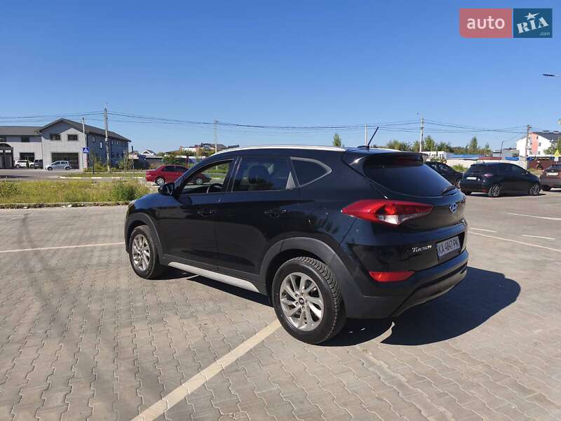 Позашляховик / Кросовер Hyundai Tucson 2017 в Києві