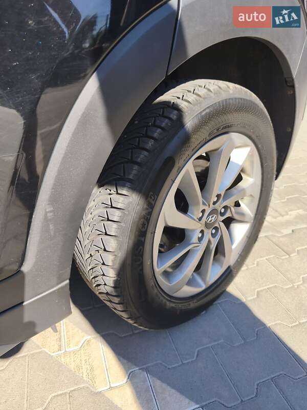 Позашляховик / Кросовер Hyundai Tucson 2017 в Києві