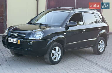 Внедорожник / Кроссовер Hyundai Tucson 2009 в 