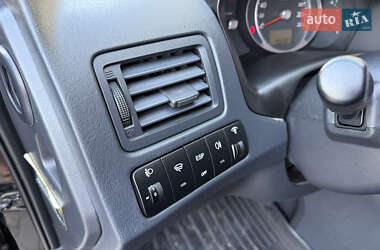 Внедорожник / Кроссовер Hyundai Tucson 2009 в 