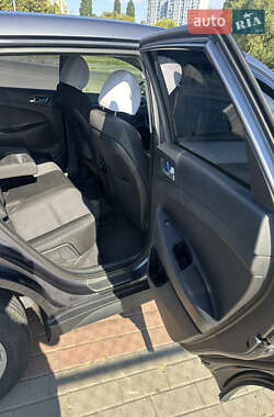 Позашляховик / Кросовер Hyundai Tucson 2016 в  фото 12 Позашляховик / Кросовер Hyundai Tucson 2016 в