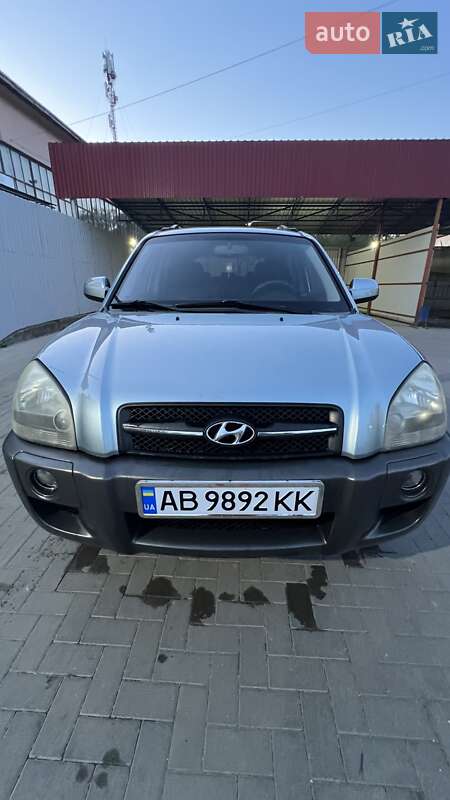 Внедорожник / Кроссовер Hyundai Tucson 2008 в 