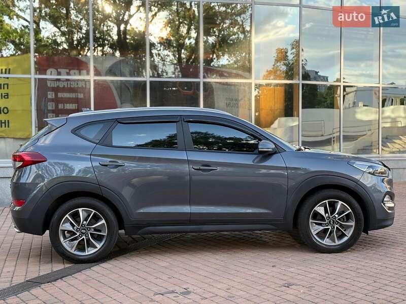 Позашляховик / Кросовер Hyundai Tucson 2017 в Одесі