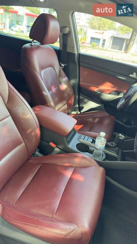 Позашляховик / Кросовер Hyundai Tucson 2017 в Дніпрі