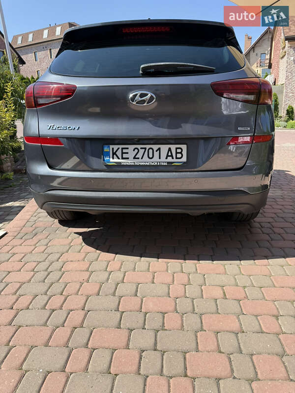 Позашляховик / Кросовер Hyundai Tucson 2019 в Чернівцях
