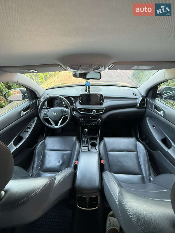Позашляховик / Кросовер Hyundai Tucson 2019 в Чернівцях