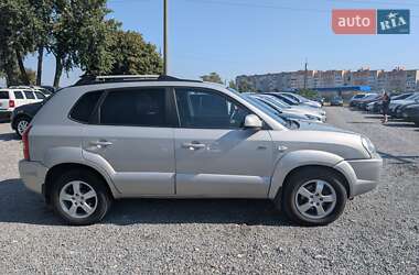 Внедорожник / Кроссовер Hyundai Tucson 2007 в 