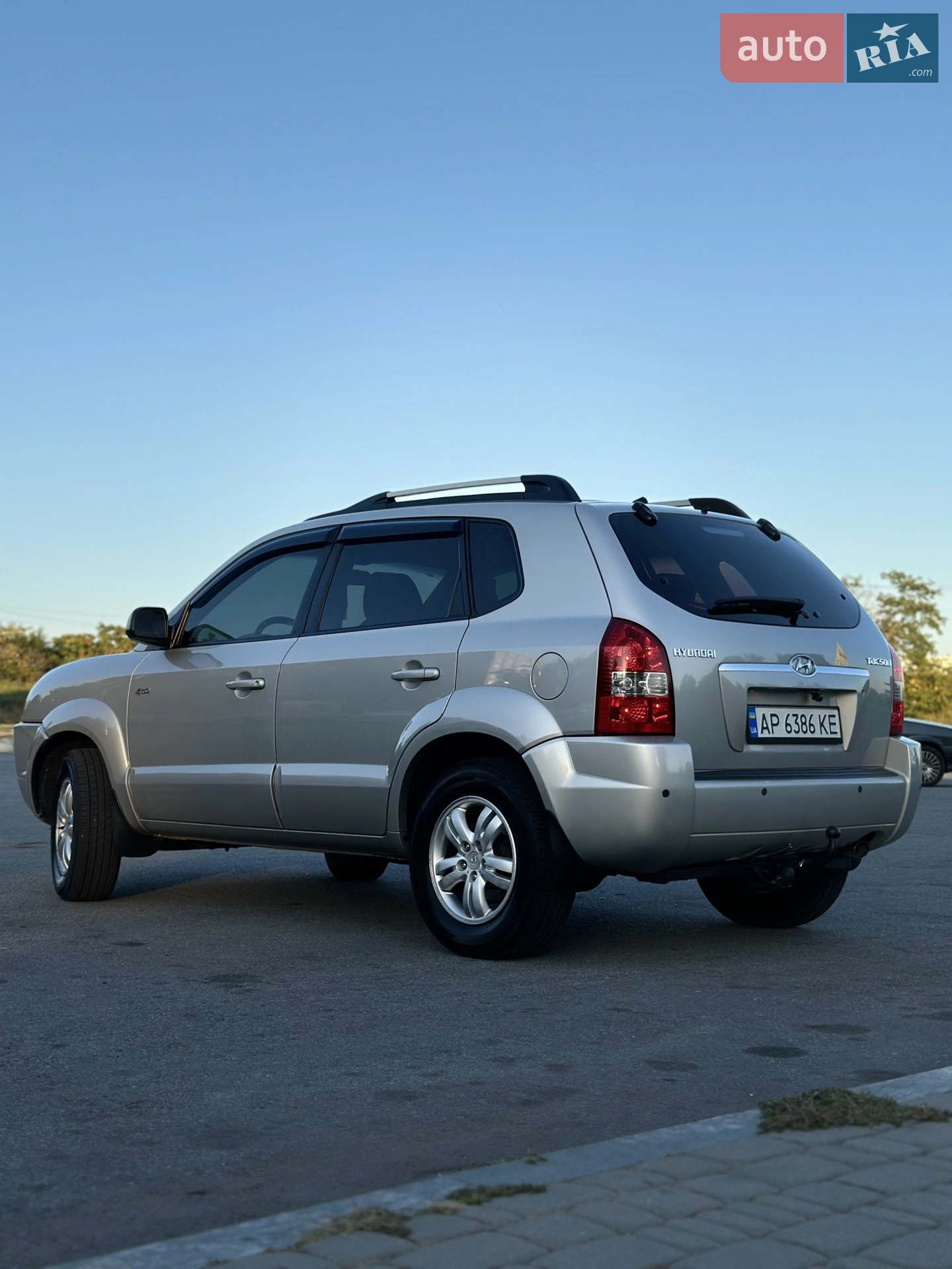 Hyundai Tucson 2008 VIN KMHJN81B18U900717 фото оголошення 6 з 18