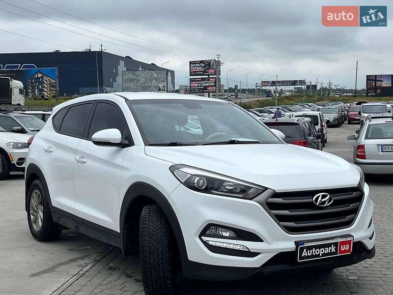Позашляховик / Кросовер Hyundai Tucson 2016 в Львові