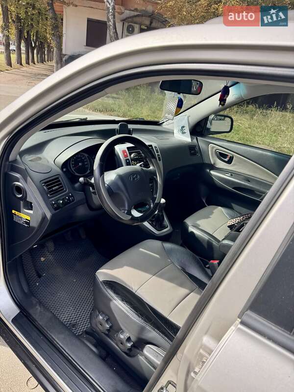 Позашляховик / Кросовер Hyundai Tucson 2006 в Чернігові